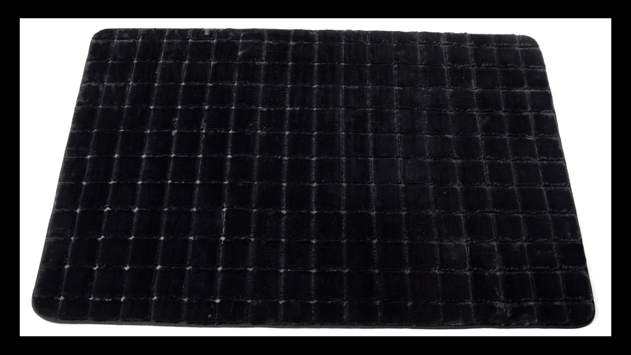 Plyšový koberec Cihlově černý